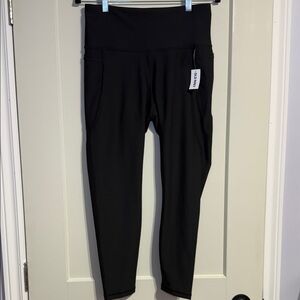 OLD NAVY | NWT Powersoft Highrise 7/8 Legging size large